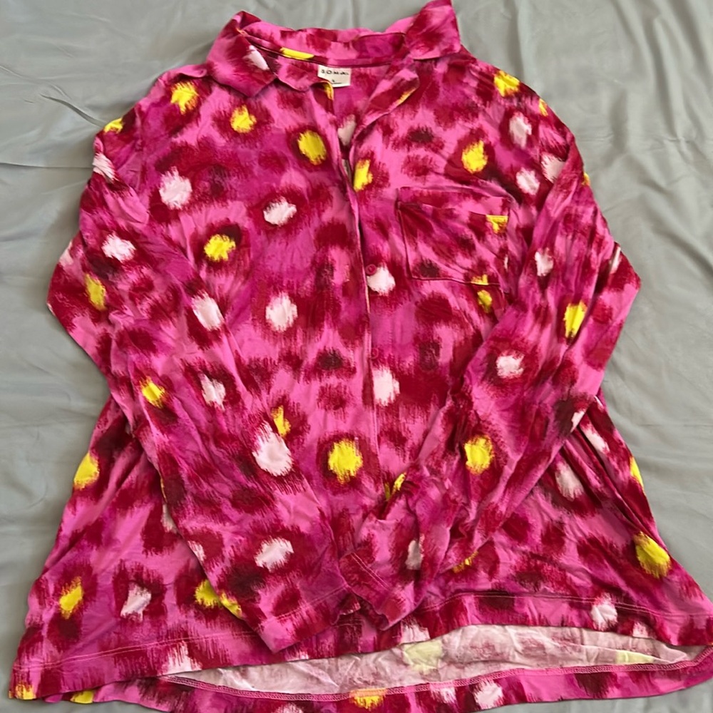 Soma Cool Nights long sleeved shirt, size L